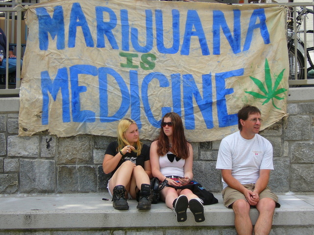 demonstrace – marihuana je lék